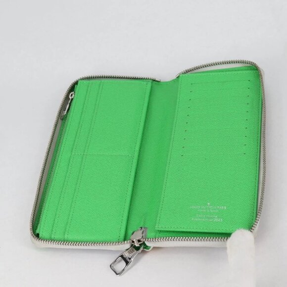 LOUIS VUITTON Monogram LV Portrait Zippy Wallet Vertical M82590 LV Auth 127987M - Picture 10 of 16